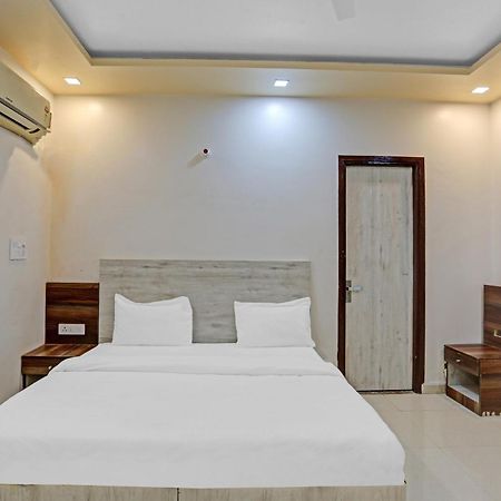 Hotel O Expo View Near Pvr Ansal Plaza Greater Noida Kültér fotó