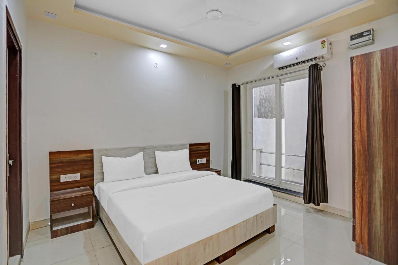 Hotel O Expo View Near Pvr Ansal Plaza Greater Noida Kültér fotó