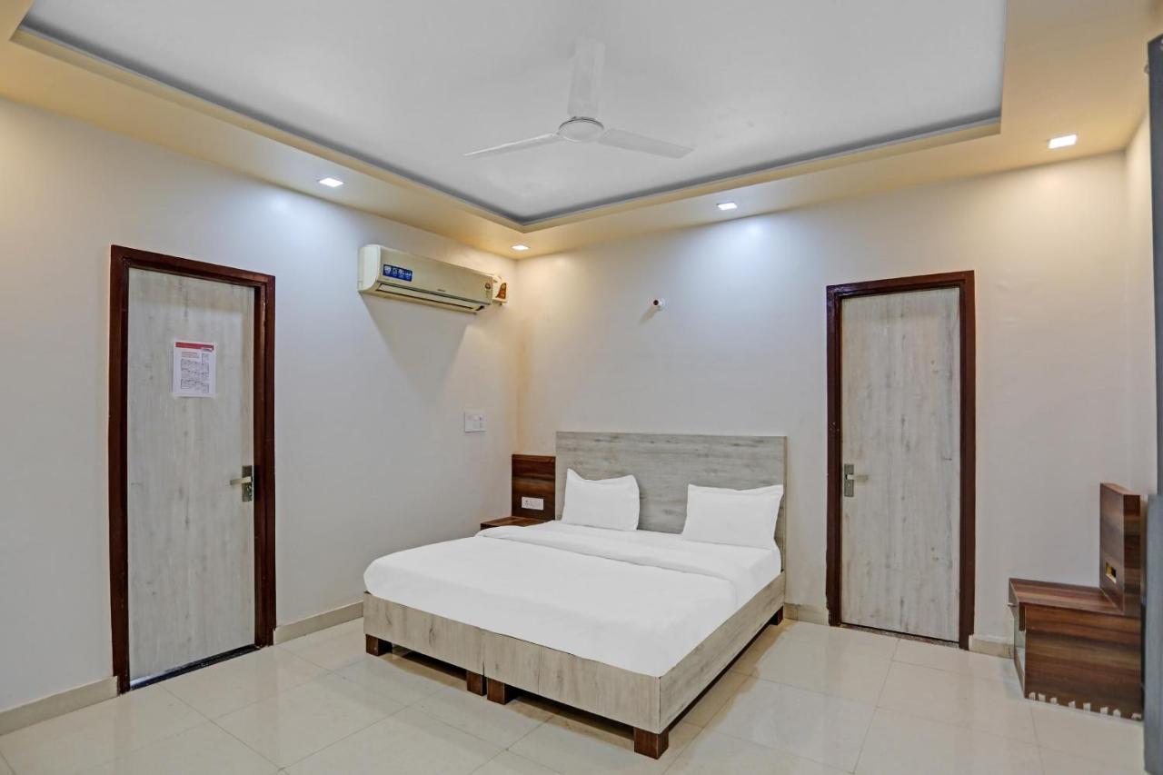 Hotel O Expo View Near Pvr Ansal Plaza Greater Noida Kültér fotó