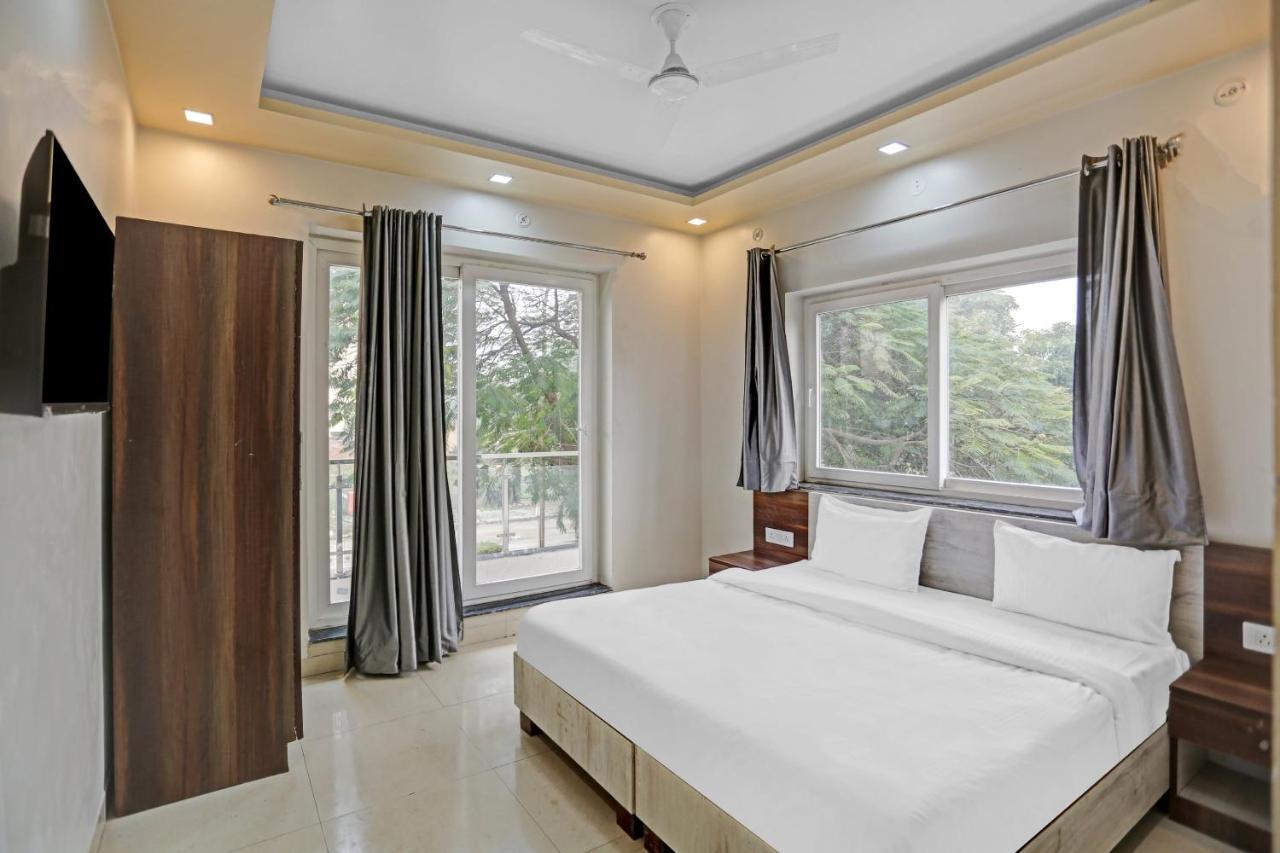 Hotel O Expo View Near Pvr Ansal Plaza Greater Noida Kültér fotó