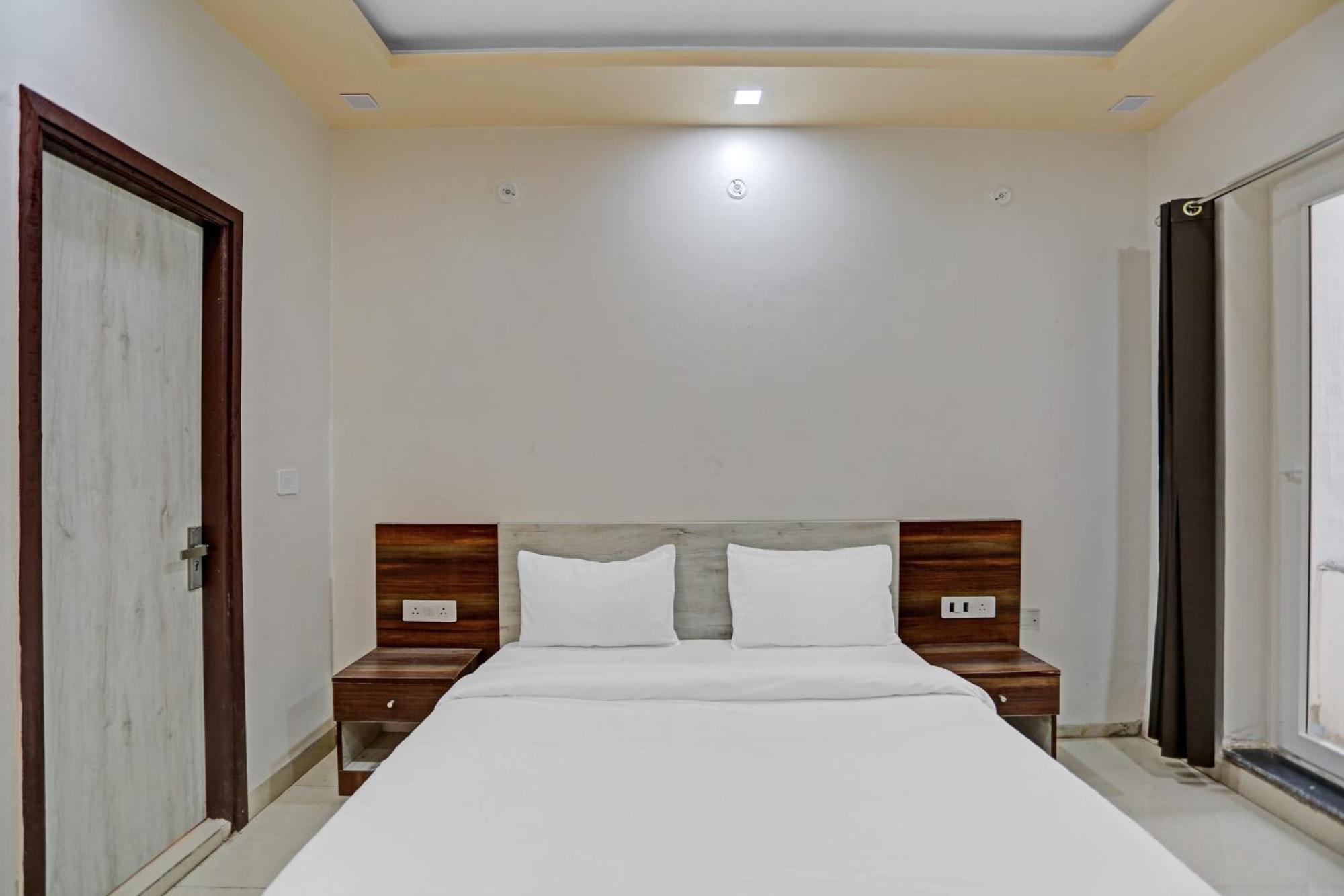 Hotel O Expo View Near Pvr Ansal Plaza Greater Noida Kültér fotó
