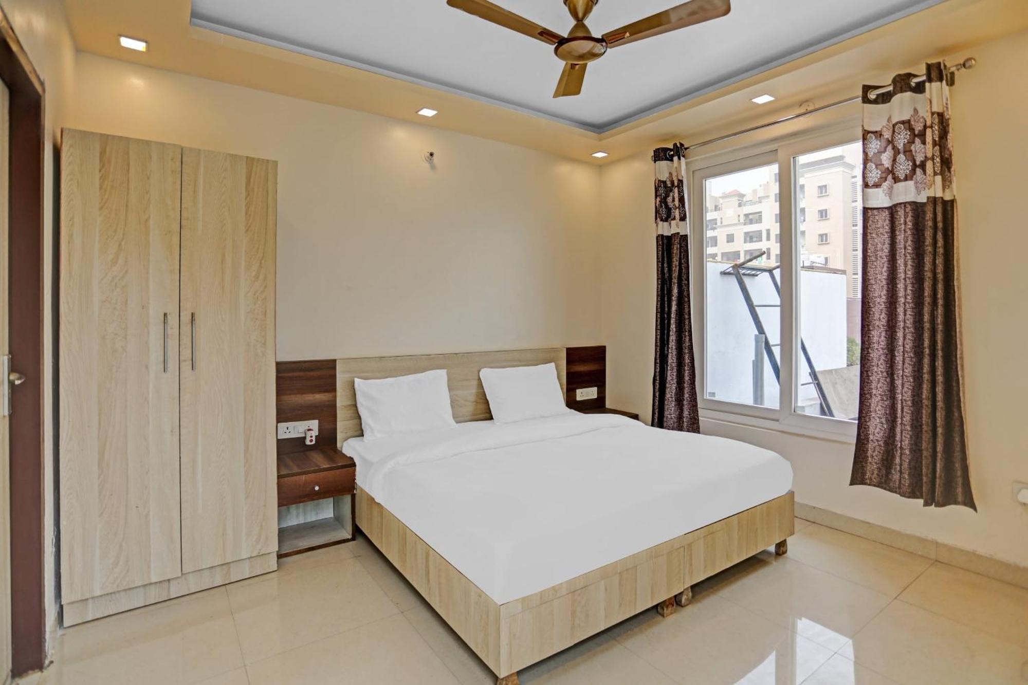 Hotel O Expo View Near Pvr Ansal Plaza Greater Noida Kültér fotó