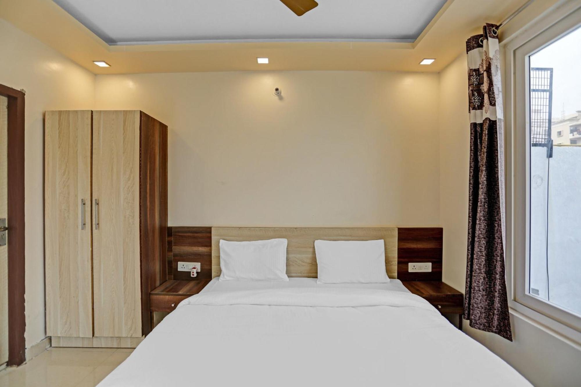 Hotel O Expo View Near Pvr Ansal Plaza Greater Noida Kültér fotó